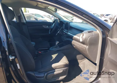 2021 Kia Forte Fe/Lxs из США, поврежденный, VIN 3KPF24AD3ME284248